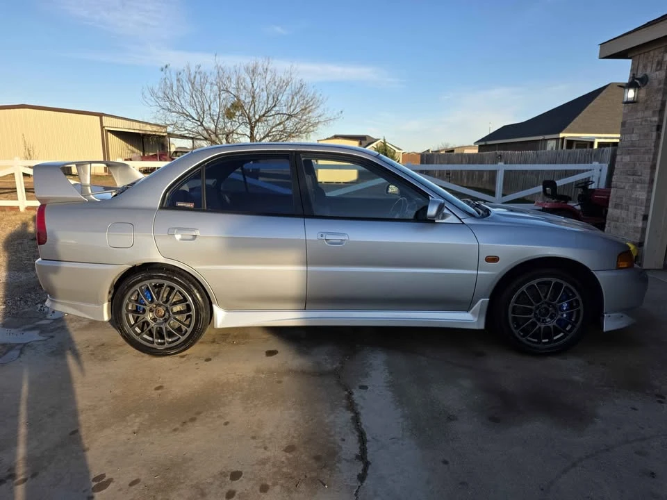 1997 Mitsubishi Lancer Evolution IV 6th Gen - Image 3 of 17
