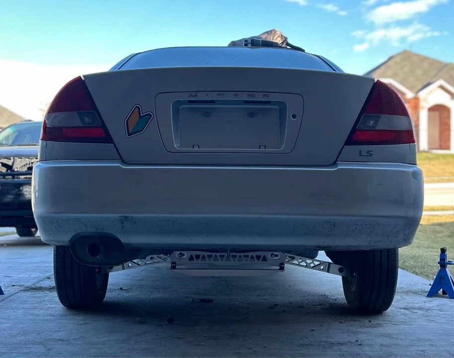 1997 Mitsubishi Mirage 5th Gen - Image 3 of 5