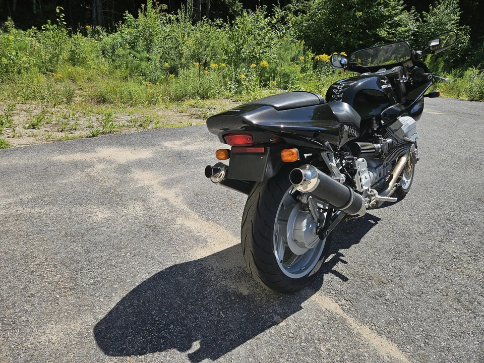 1997 Moto Guzzi - Image 11 of 31