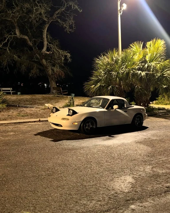 1997 Mazda NA MX-5 Miata - Image 4 of 6