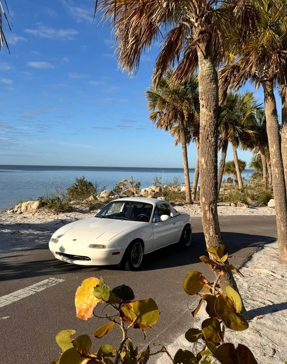 1997 Mazda NA MX-5 Miata - Image 3 of 6
