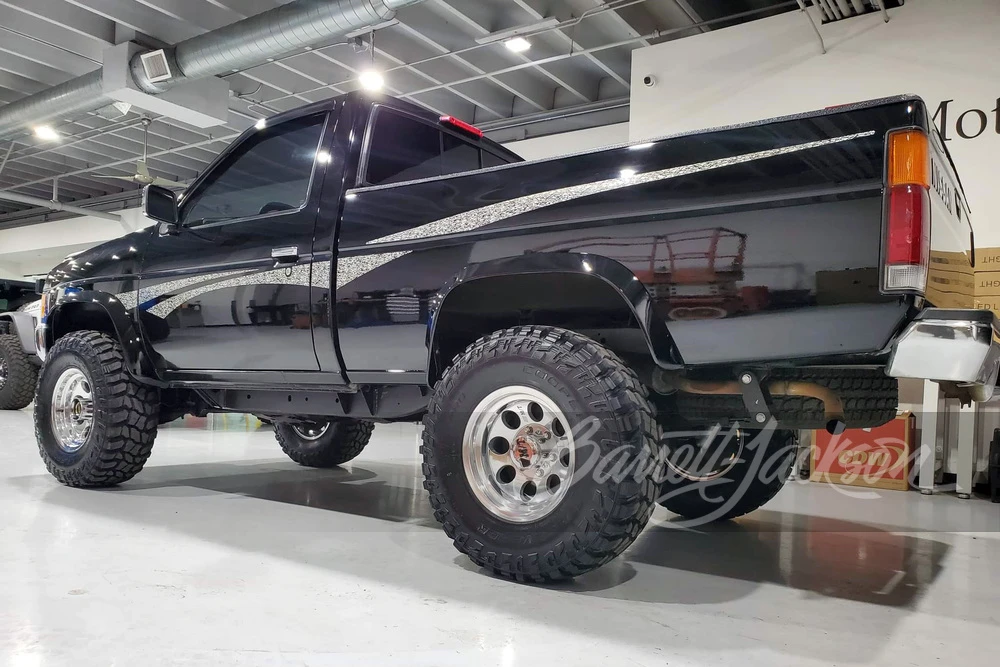 1997 Nissan Frontier 1st Gen - Image 3 of 5