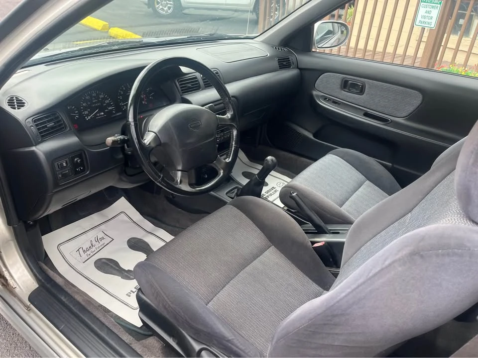 1997 Nissan Sentra - Image 9 of 12