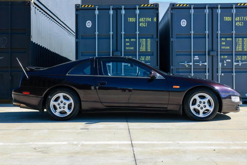 1997 Nissan Z - Image 5 of 12