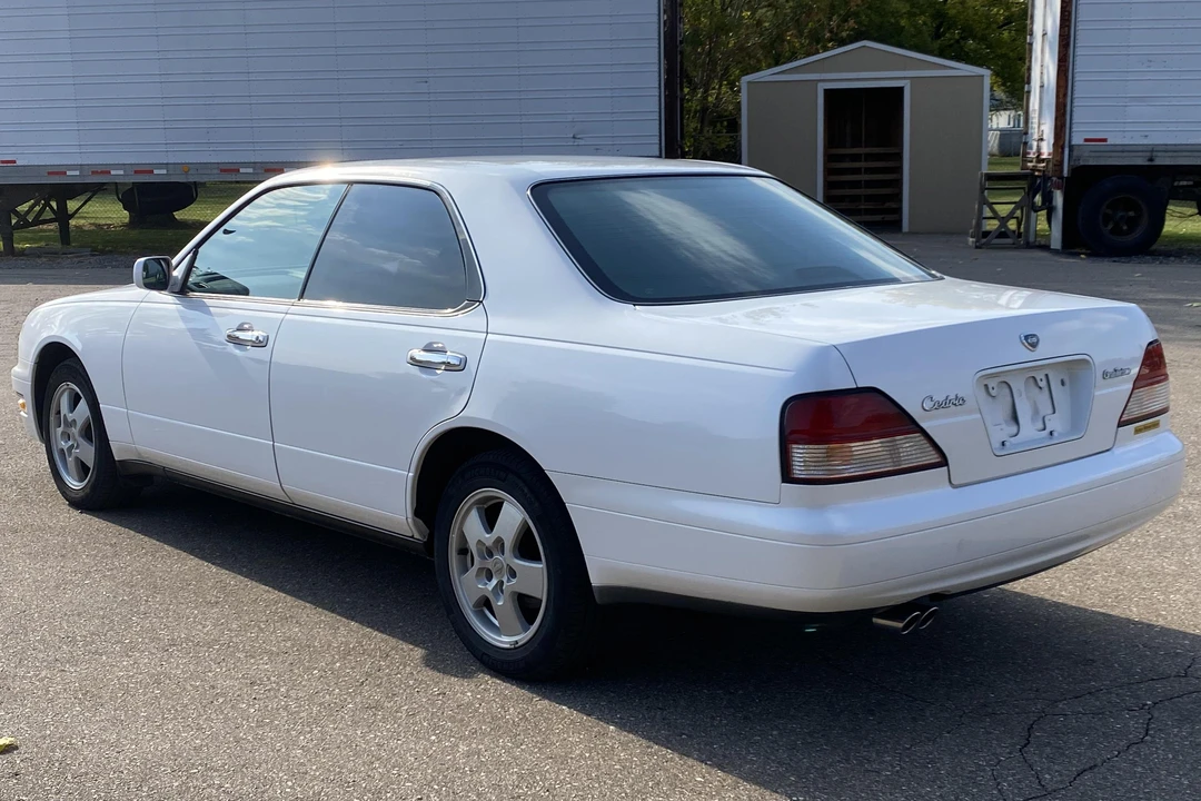 1997 Nissan Cedric 9th Gen - Image 7 of 31