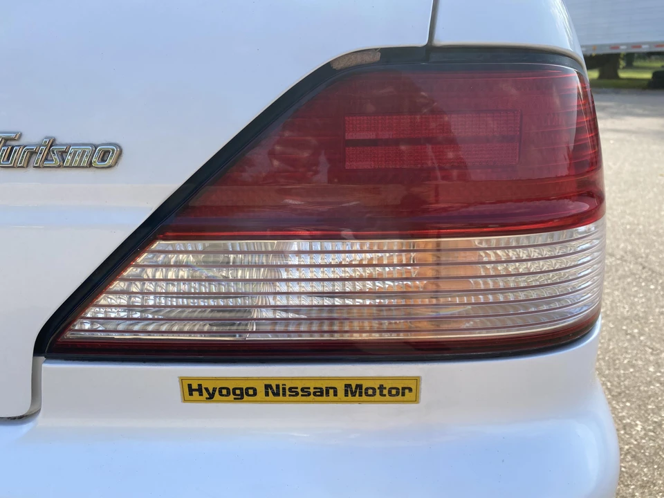 1997 Nissan Cedric 9th Gen - Image 21 of 31