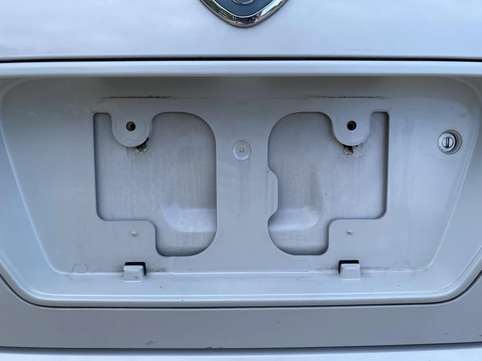 1997 Nissan Cedric 9th Gen - Image 18 of 31