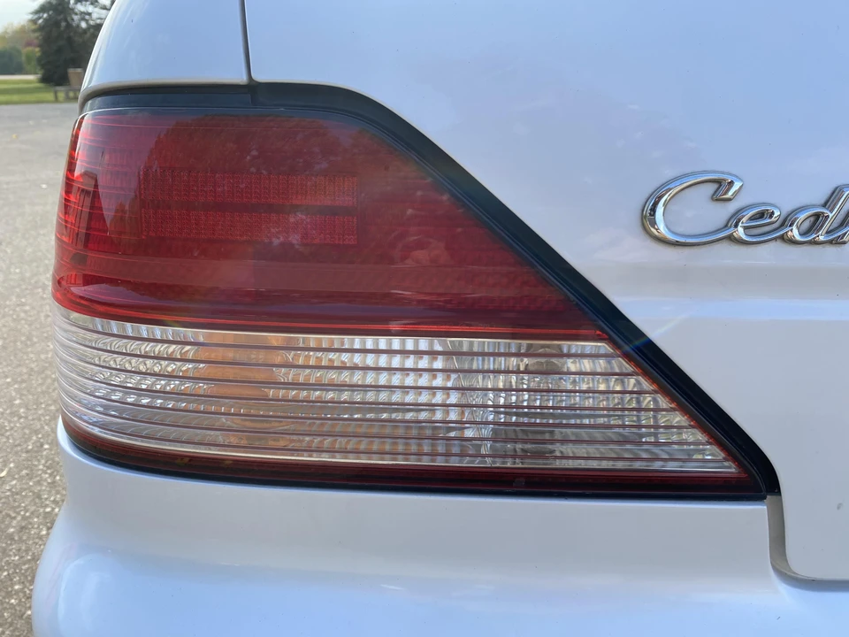 1997 Nissan Cedric 9th Gen - Image 15 of 31