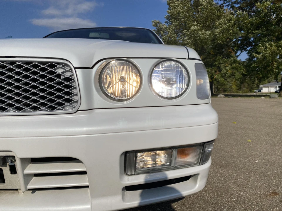 1997 Nissan Cedric 9th Gen - Image 12 of 31