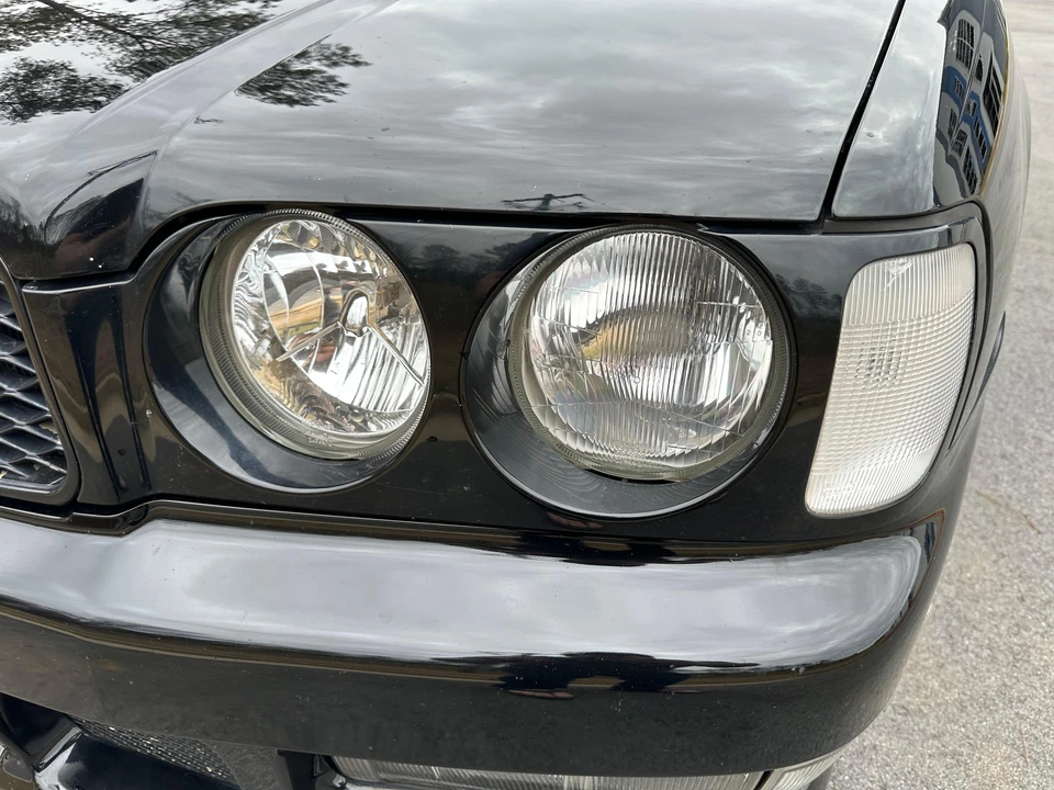 1997 Nissan Cedric 9th Gen - Image 16 of 31