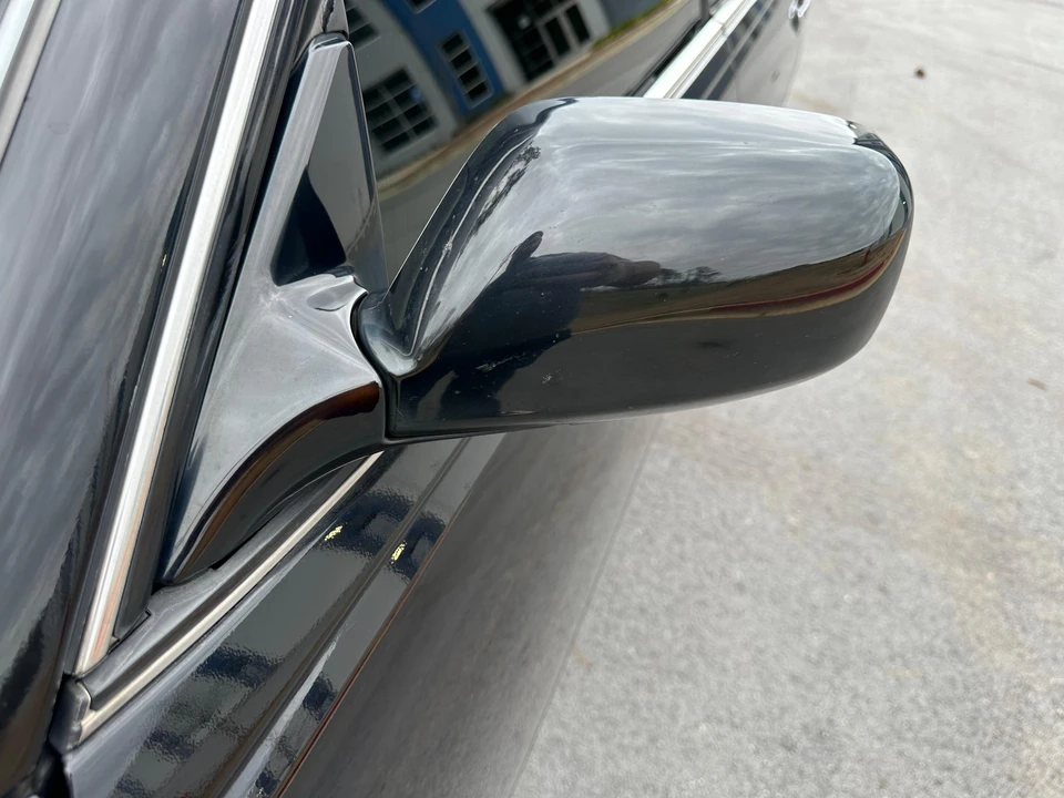 1997 Nissan Cedric 9th Gen - Image 18 of 31