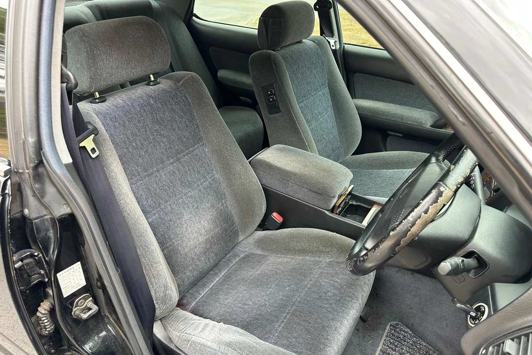 1997 Nissan Cedric 9th Gen - Image 29 of 31