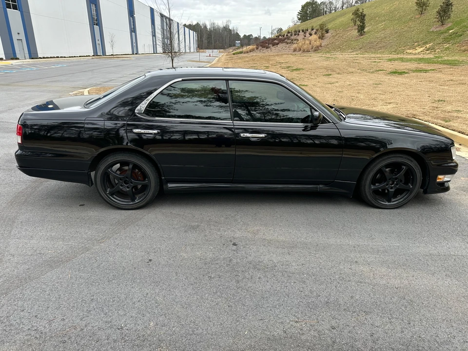 1997 Nissan Cedric 9th Gen - Image 10 of 31