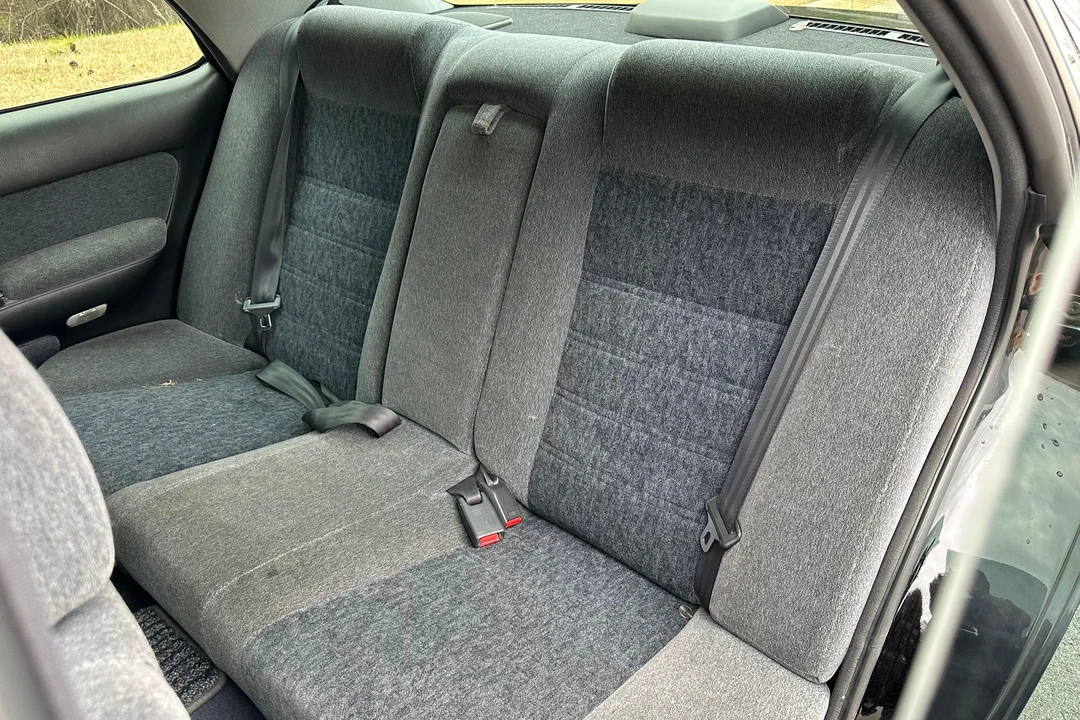 1997 Nissan Cedric 9th Gen - Image 30 of 31