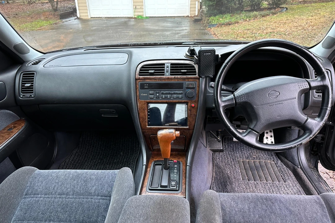 1997 Nissan Cedric 9th Gen - Image 28 of 31
