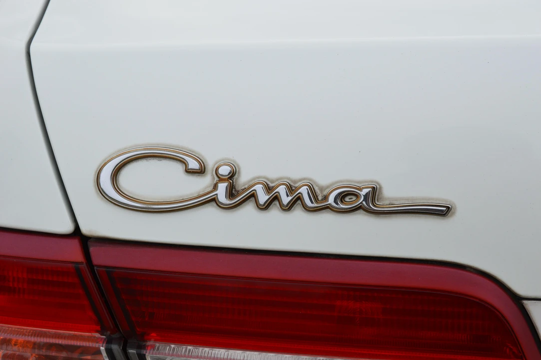 1997 Nissan Cima 3rd Gen - Image 26 of 31