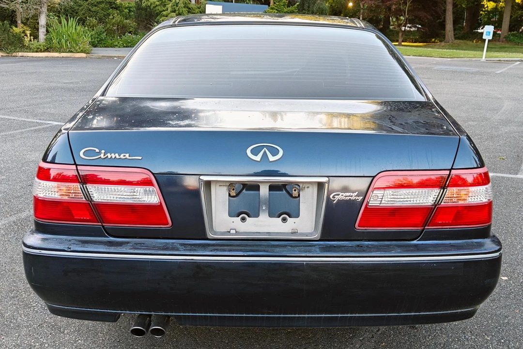 1997 Nissan Cima 3rd Gen - Image 5 of 31