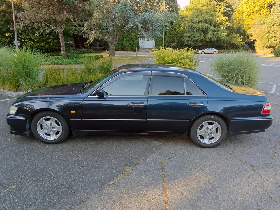 1997 Nissan Cima 3rd Gen - Image 11 of 31