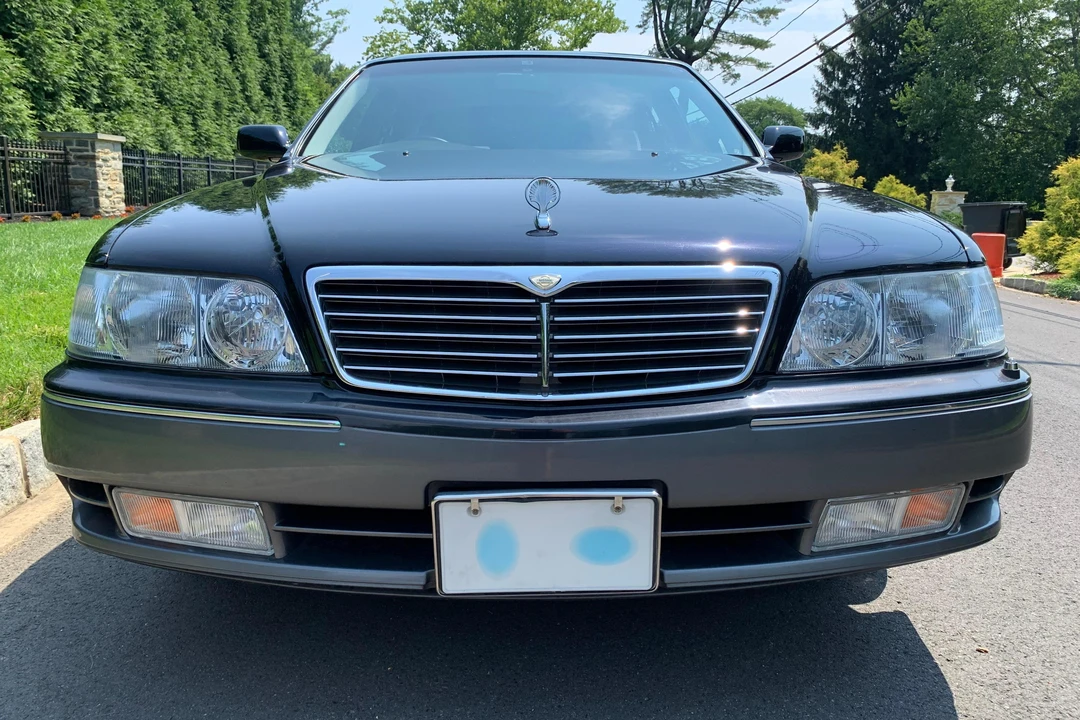 1997 Nissan Cima 4th Gen - Image 2 of 31