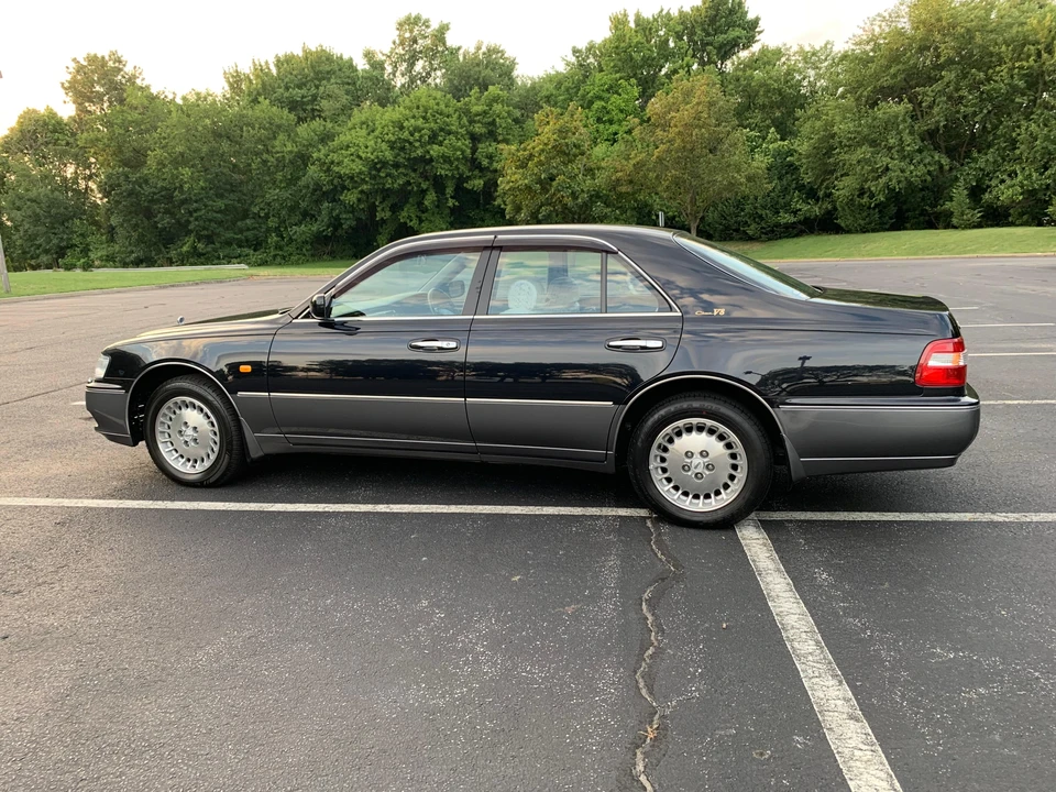 1997 Nissan Cima 4th Gen - Image 25 of 31