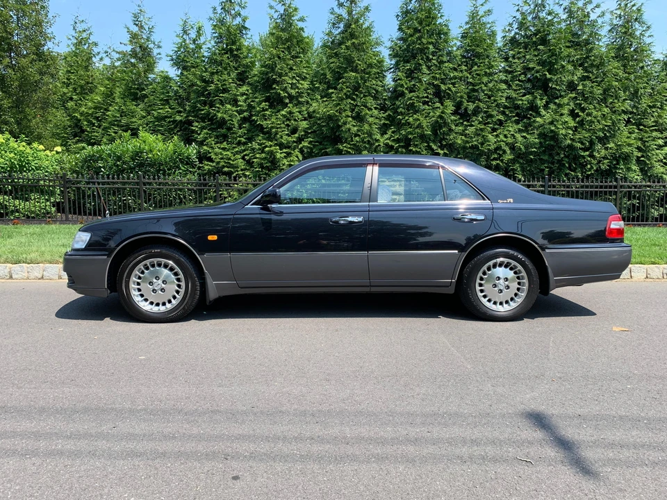 1997 Nissan Cima 4th Gen - Image 9 of 31