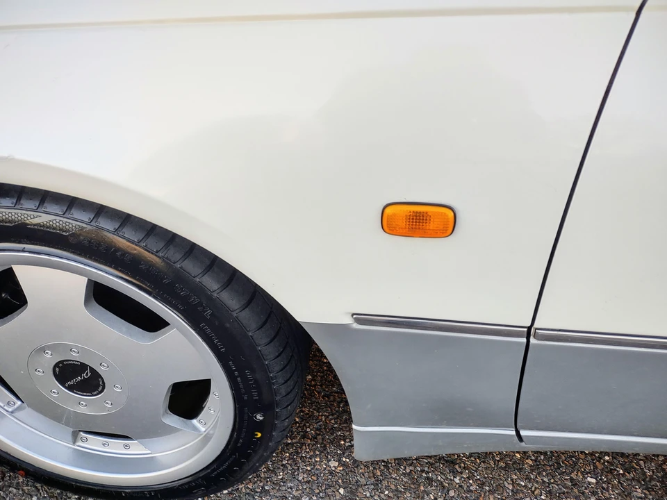 1997 Nissan Cima 2nd Gen - Image 27 of 31