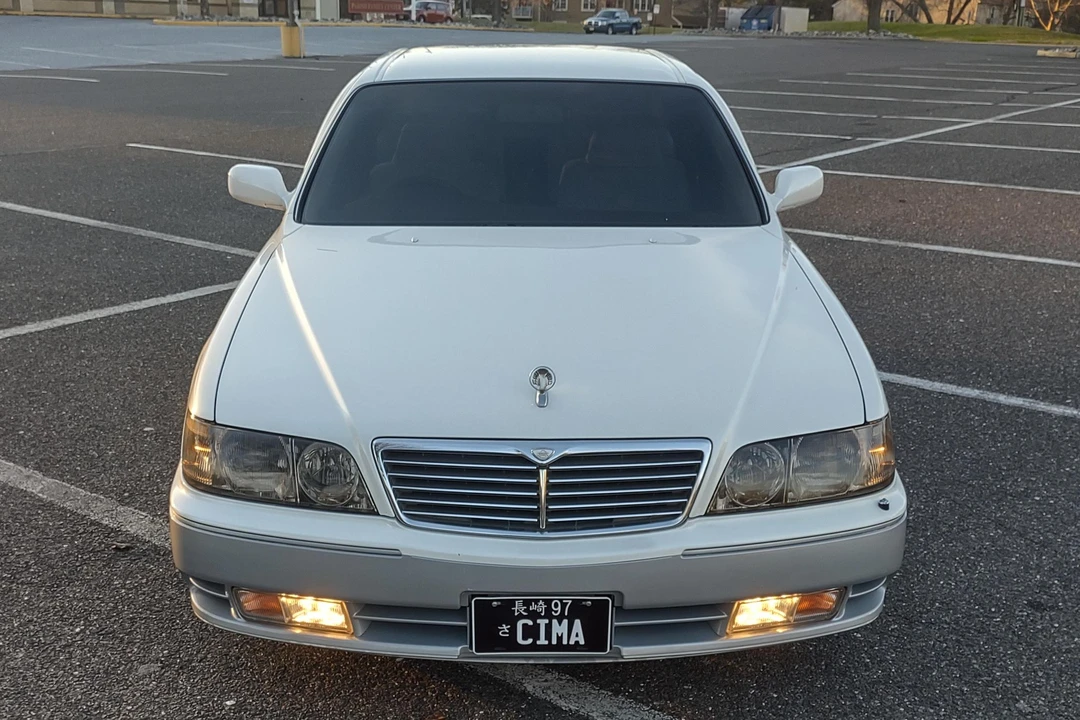 1997 Nissan Cima 2nd Gen - Image 2 of 31