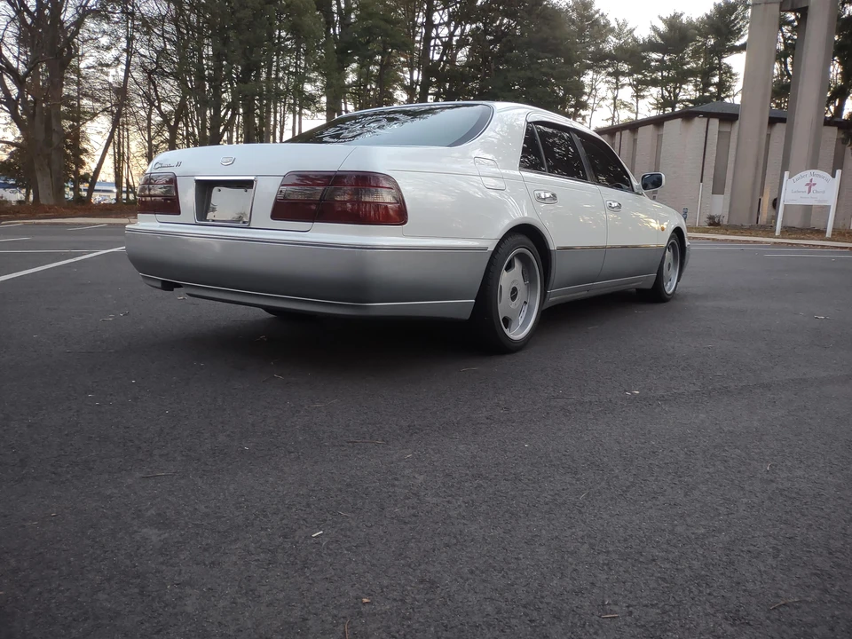 1997 Nissan Cima 2nd Gen - Image 14 of 31