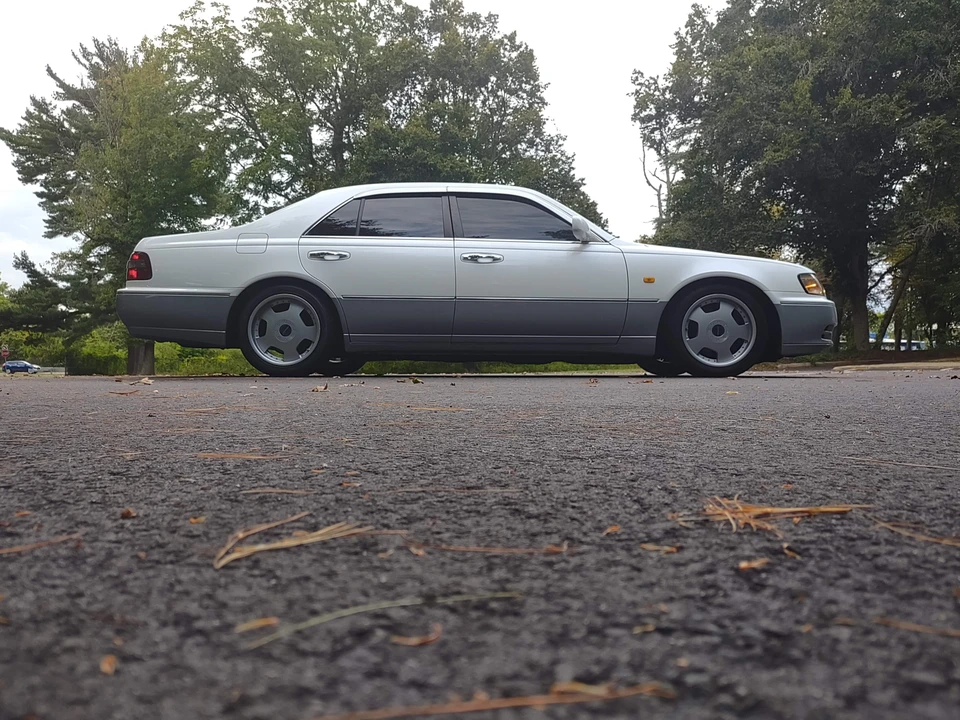 1997 Nissan Cima 2nd Gen - Image 18 of 31