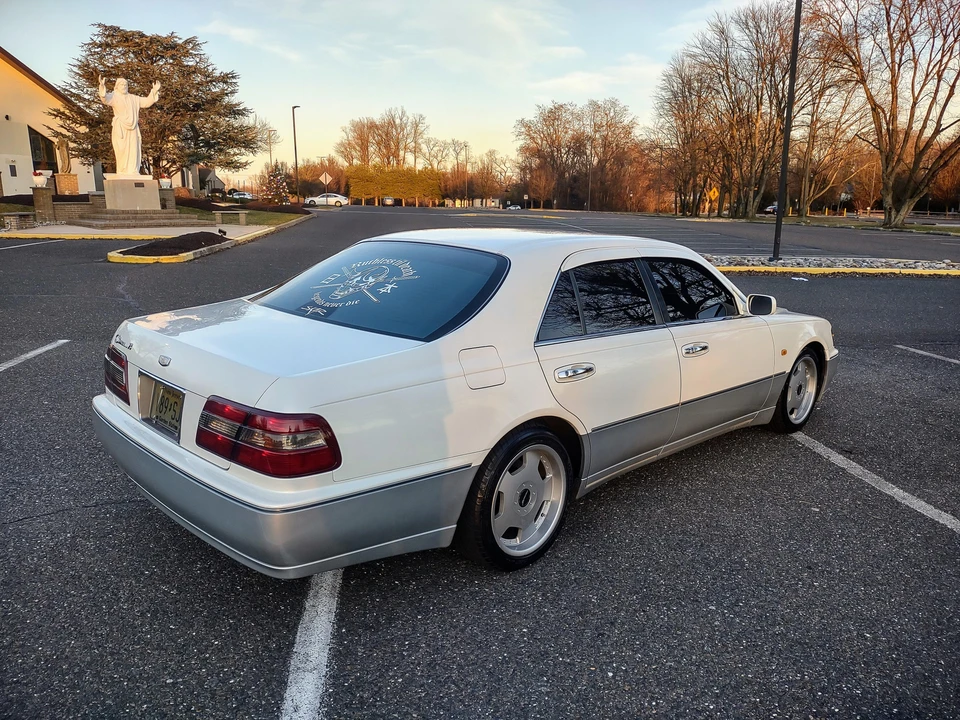 1997 Nissan Cima 2nd Gen - Image 16 of 31