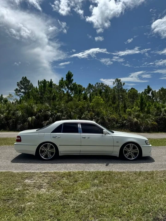 1997 Nissan Cima 3rd Gen - Image 6 of 20