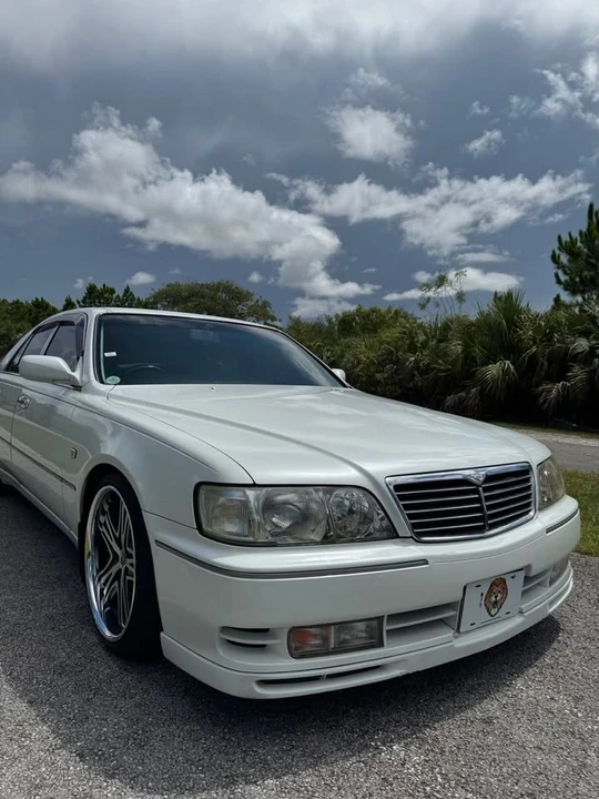 1997 Nissan Cima 3rd Gen - Image 3 of 20