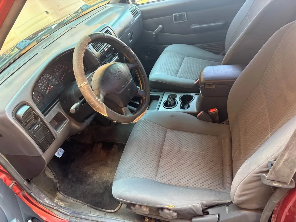 1997 Nissan Frontier 1st Gen - Image 7 of 8