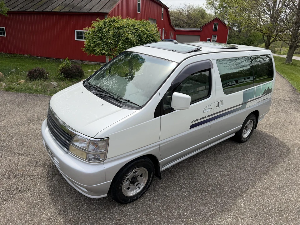 1997 Nissan Elgrand 1st Gen - Image 21 of 31