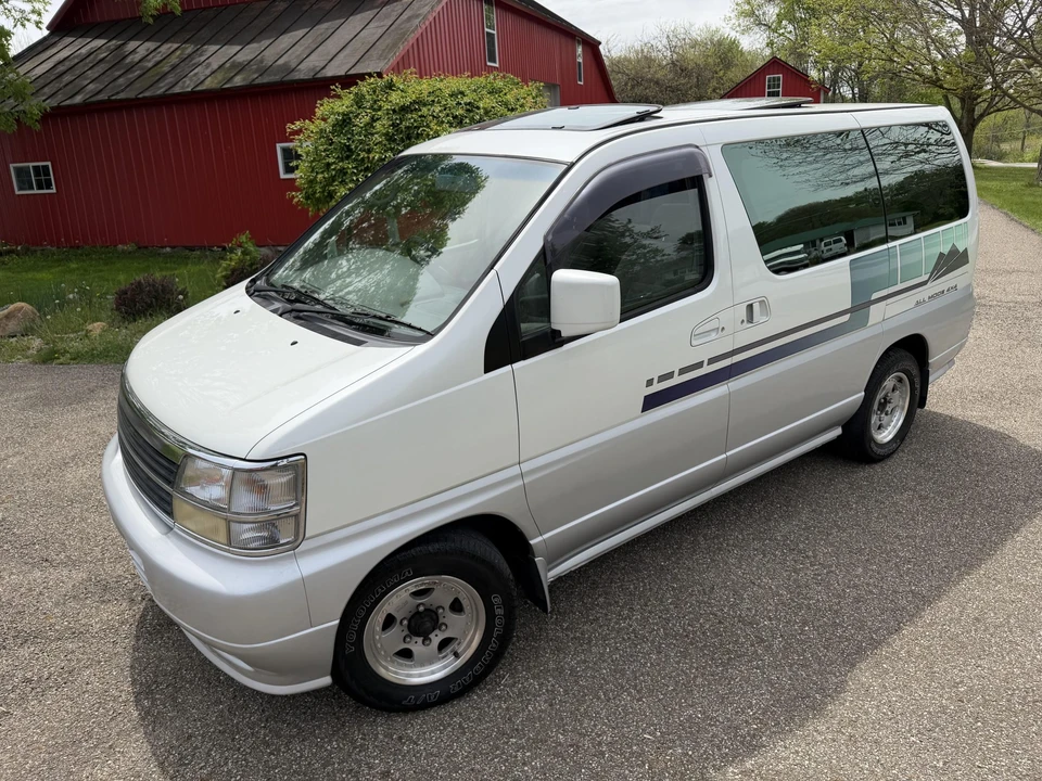 1997 Nissan Elgrand 1st Gen - Image 22 of 31