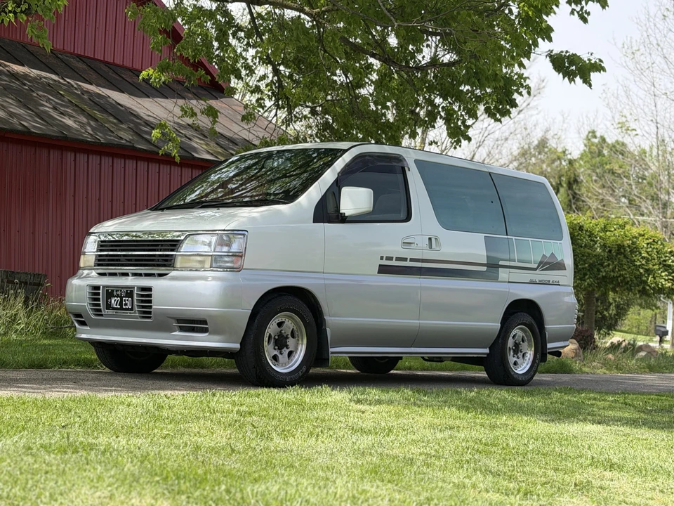 1997 Nissan Elgrand 1st Gen - Image 4 of 31