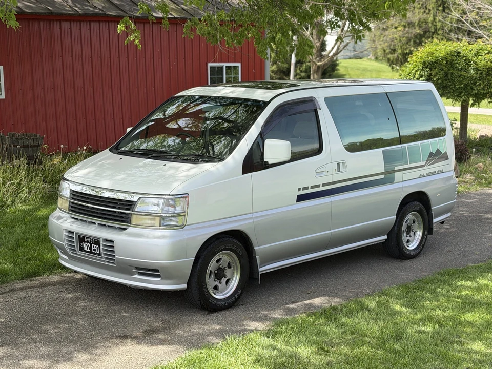 1997 Nissan Elgrand 1st Gen - Image 2 of 31