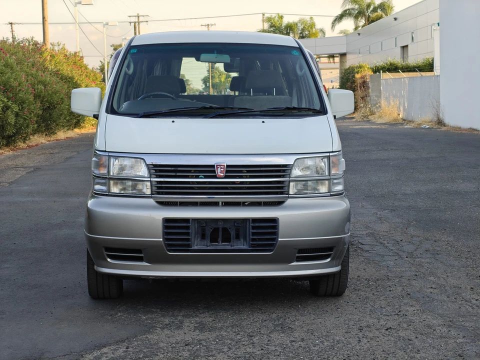 1997 Nissan Elgrand 1st Gen - Image 9 of 31
