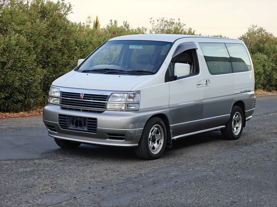 1997 Nissan Elgrand 1st Gen - Image 3 of 31