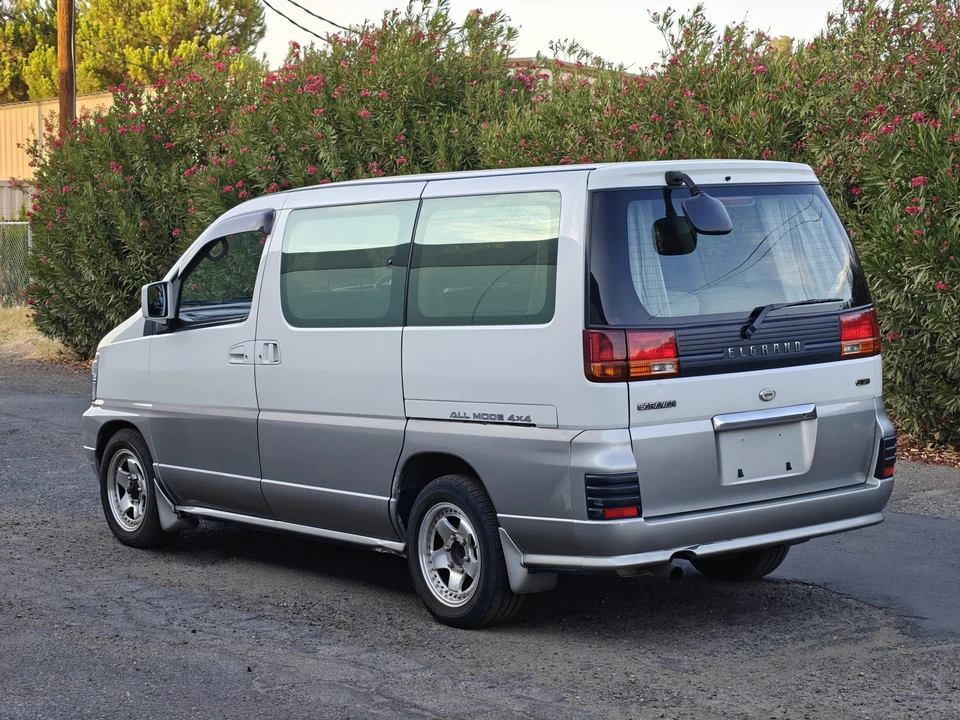 1997 Nissan Elgrand 1st Gen - Image 29 of 31