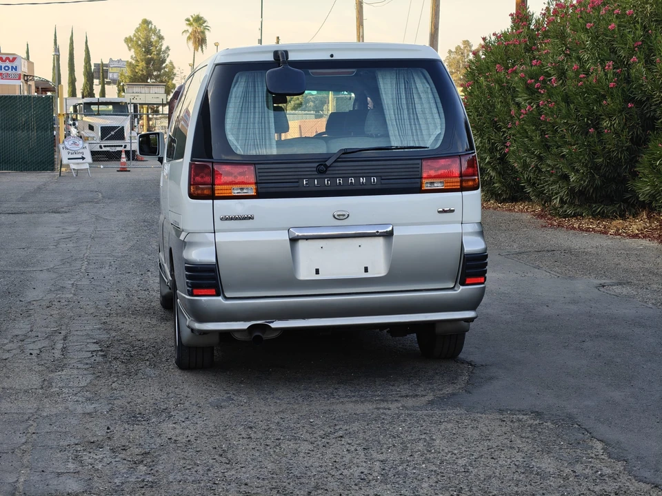 1997 Nissan Elgrand 1st Gen - Image 25 of 31