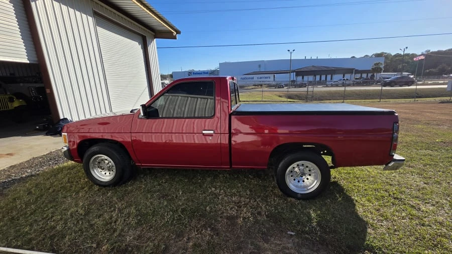 1997 Nissan Frontier 1st Gen - Image 2 of 27