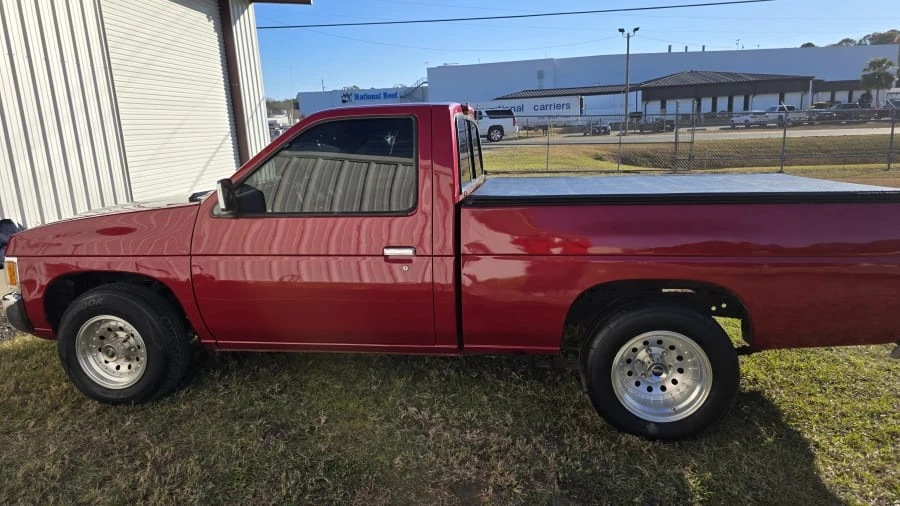 1997 Nissan Frontier 1st Gen - Image 8 of 27