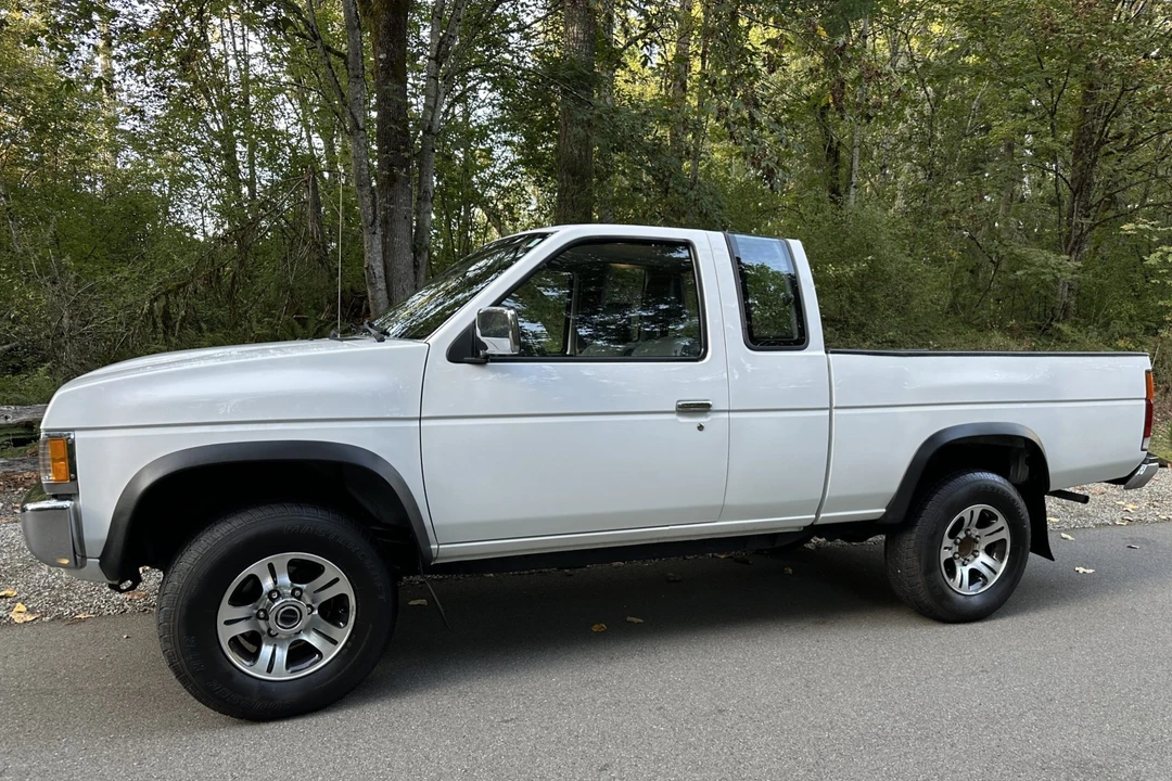 1997 Nissan Frontier 1st Gen - Image 9 of 31