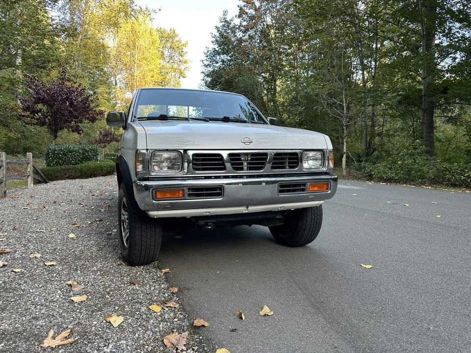 1997 Nissan Frontier 1st Gen - Image 4 of 31