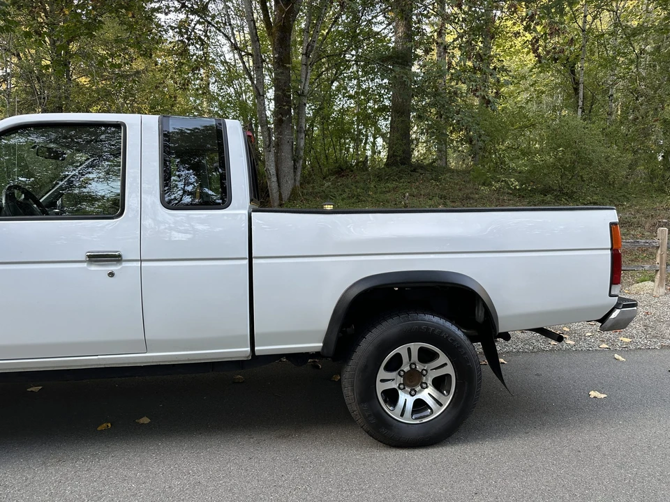 1997 Nissan Frontier 1st Gen - Image 11 of 31