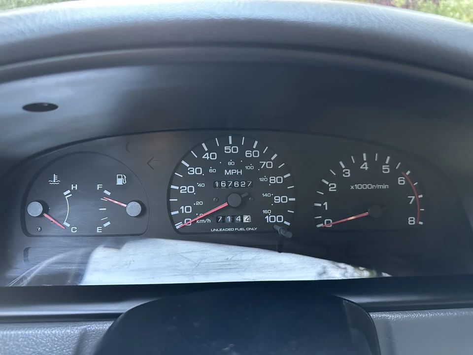 1997 Nissan Frontier 1st Gen - Image 29 of 31
