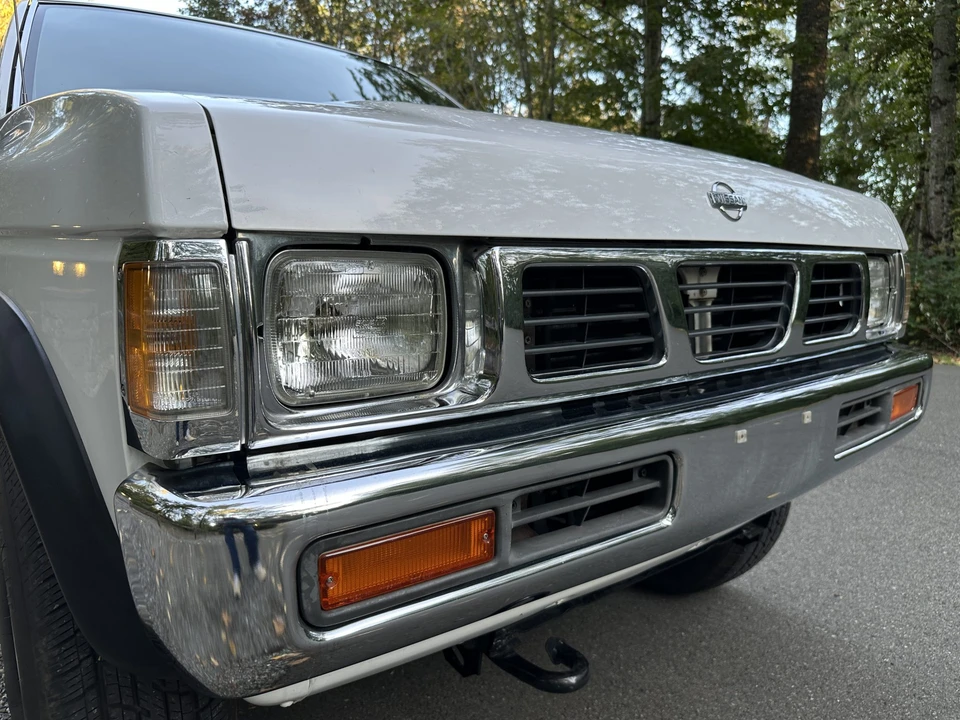 1997 Nissan Frontier 1st Gen - Image 12 of 31