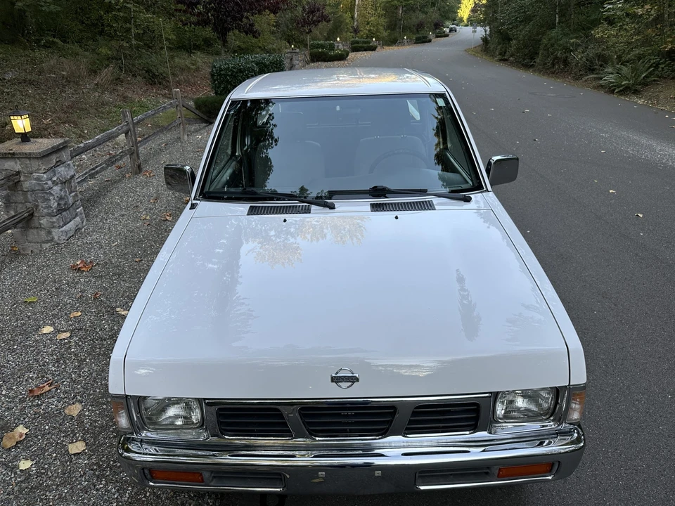 1997 Nissan Frontier 1st Gen - Image 2 of 31
