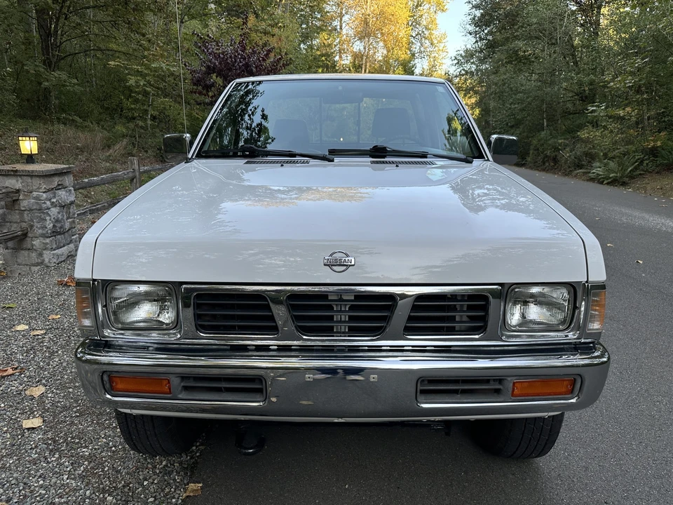 1997 Nissan Frontier 1st Gen - Image 3 of 31